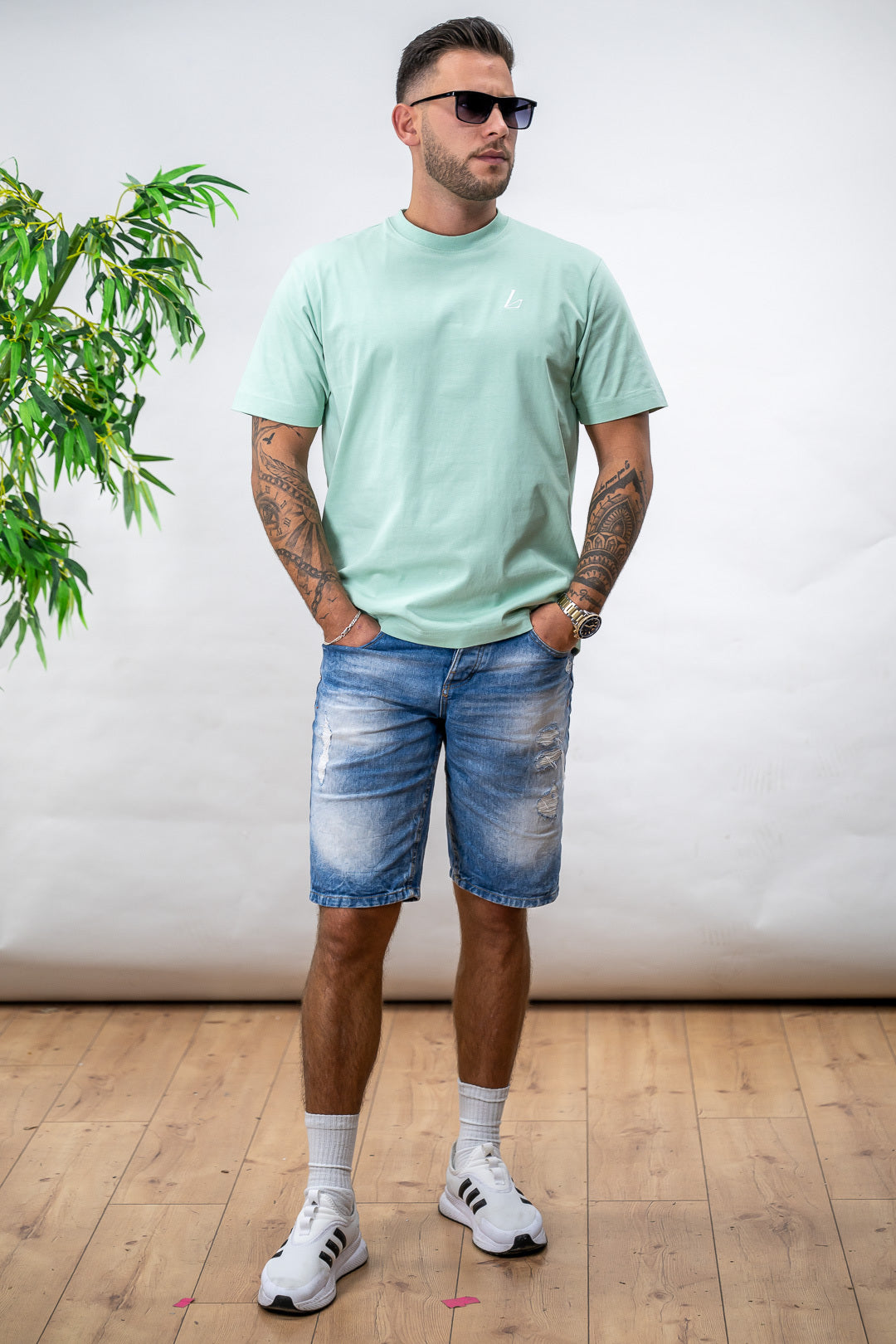Oversize Shirt „Backprint & Logo Stitch“