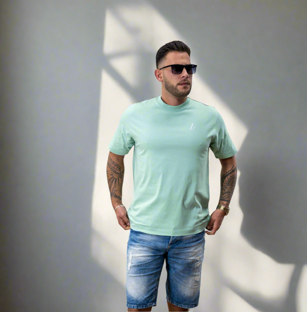Oversize Shirt „Backprint & Logo Stitch“